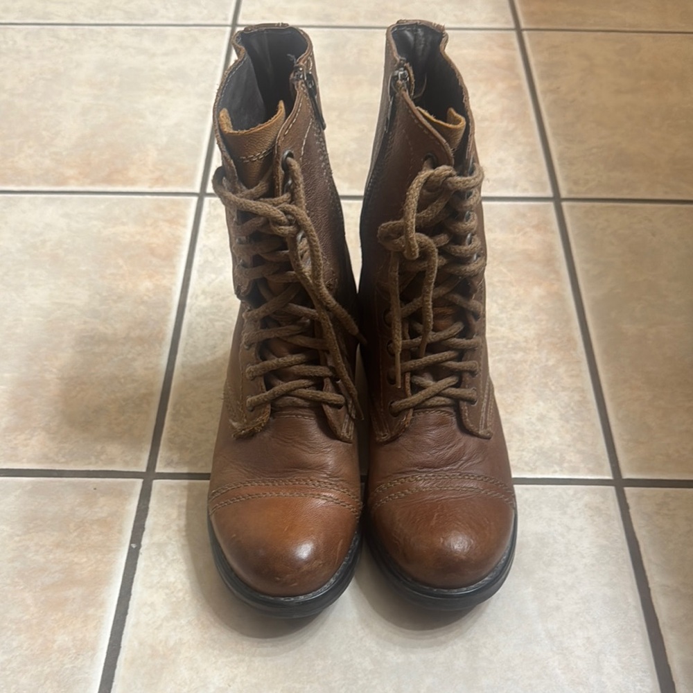 Brown Leather Lace-Up Boots